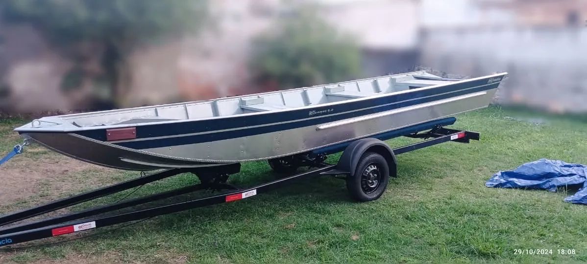 Barco de Alumínio NOVO com motor e carreta - Foto 2