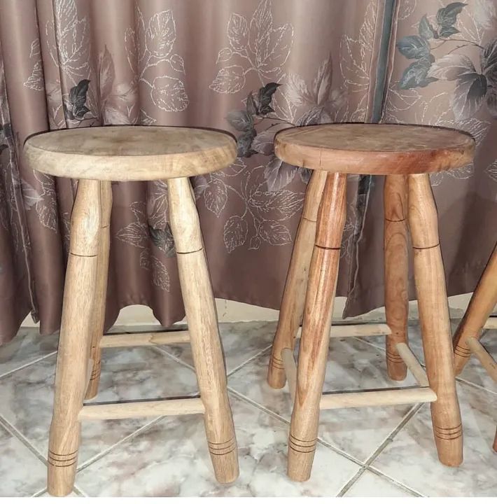 Banquetas de madeira - Rústicas e Elegantes novos cada  - Foto 2