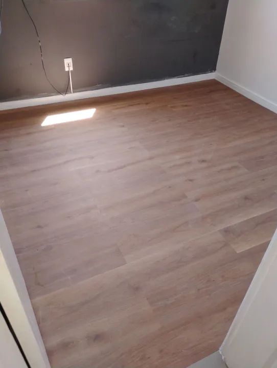 Piso vinilico e laminado - Foto 3