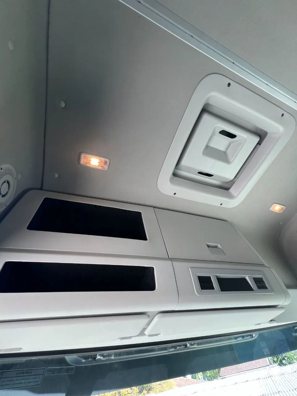 Vw 24-280 6x2 2023 - Carroceria de madeira de 8,5m - Foto 14