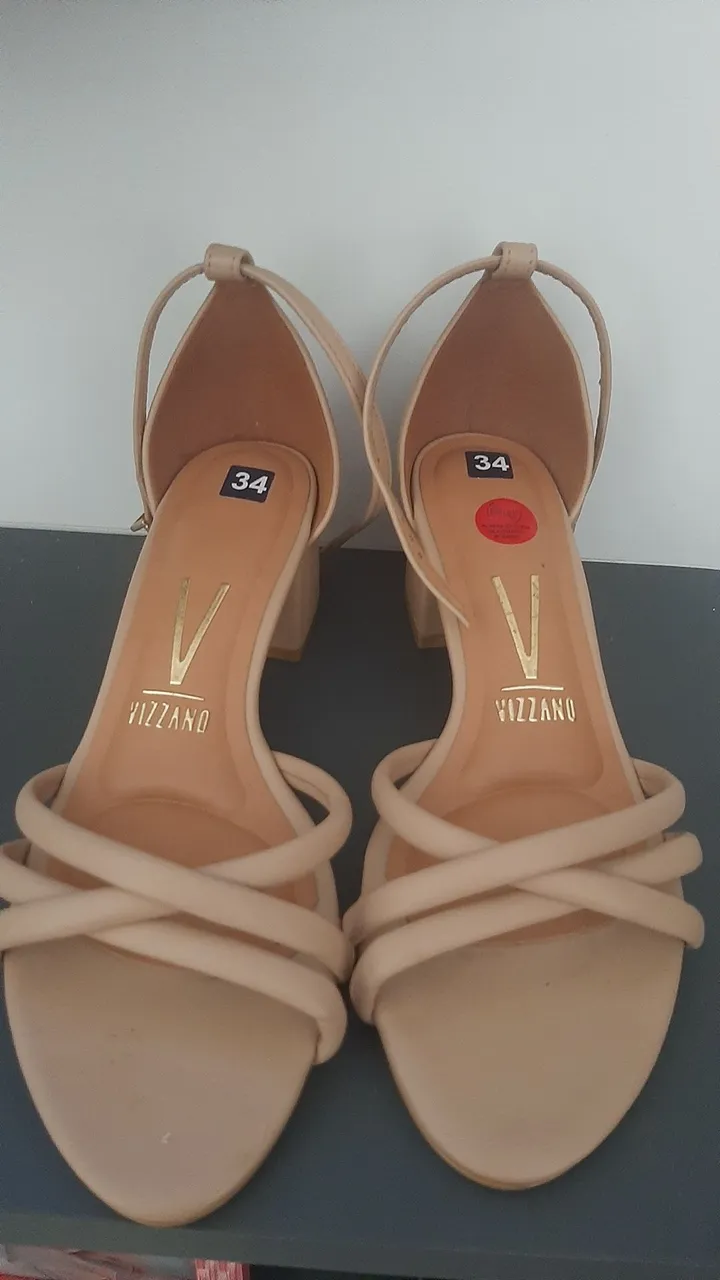 Sandália Vizzano Bege - Tamanho 34