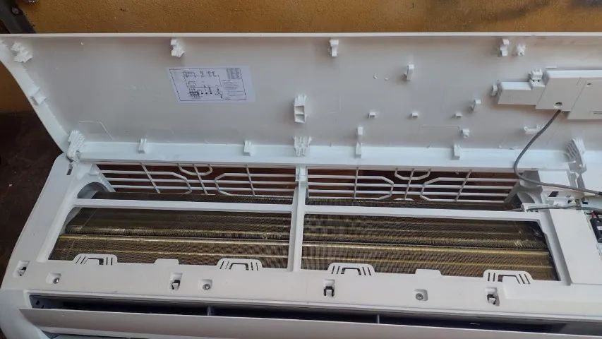 Limpeza e Manutenção de Ar-Condicionado Em defesa da Qualidade do Ar. - Foto 2