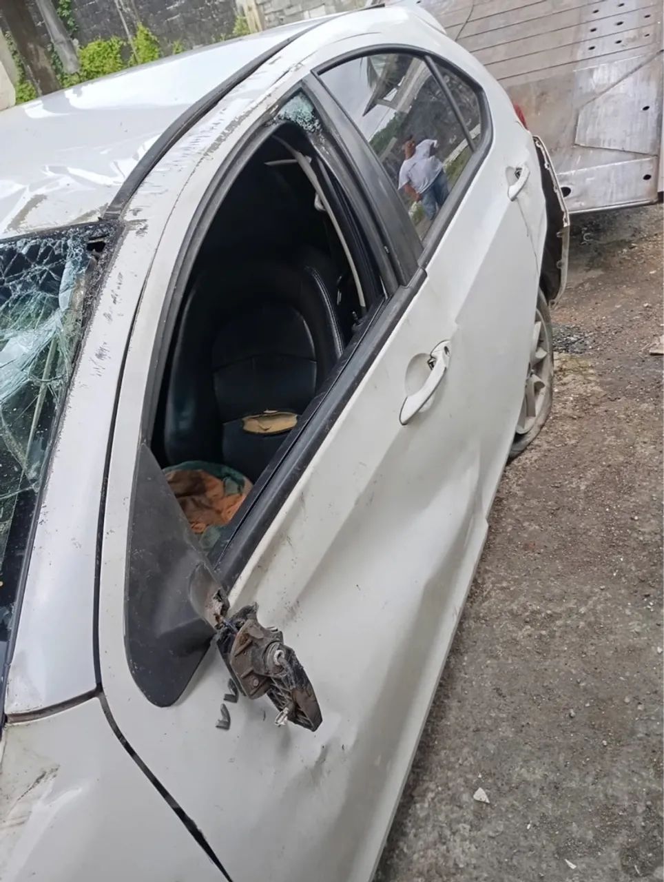 Carro tombado