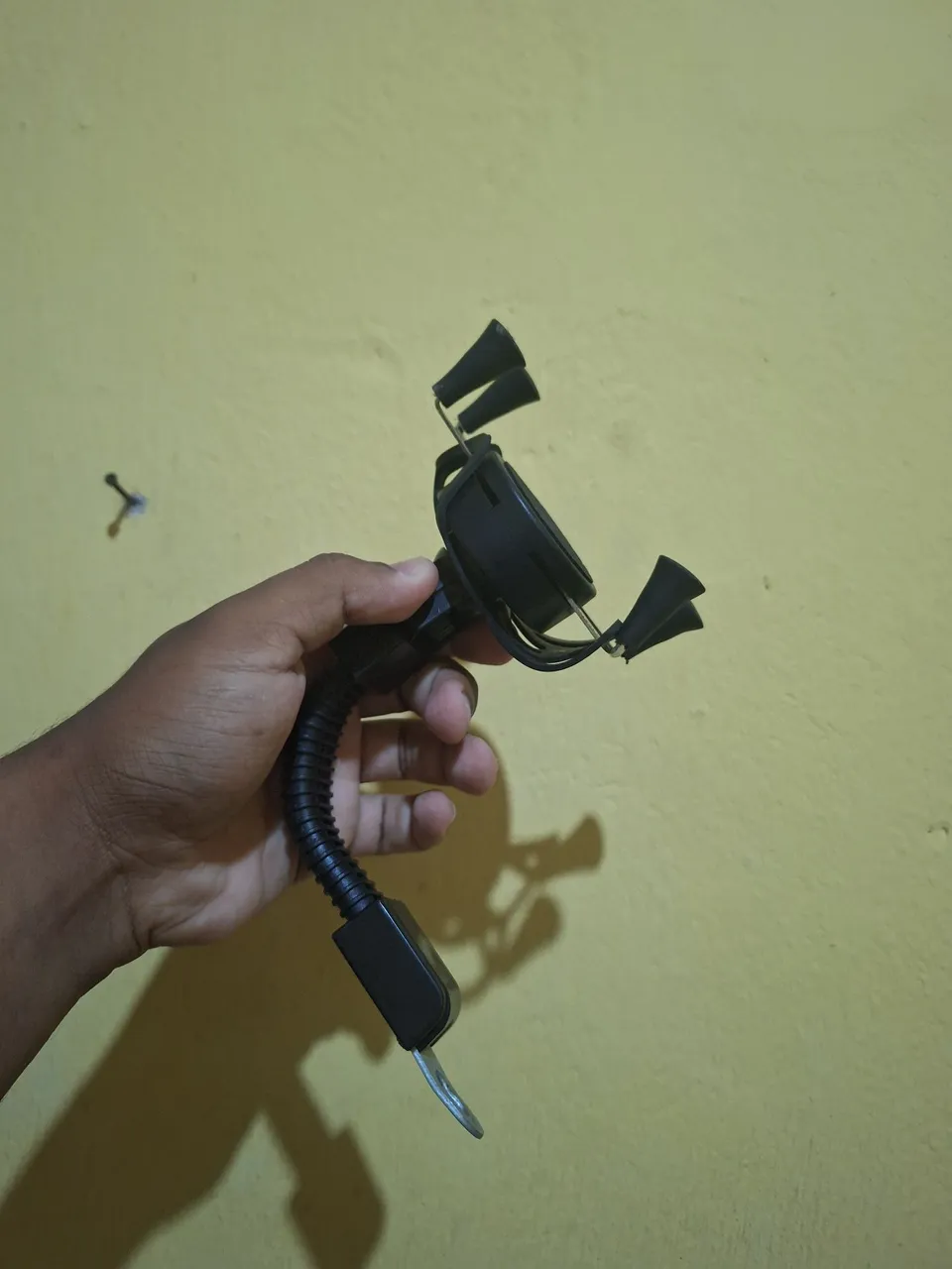 Suporte Universal para Celular de Moto