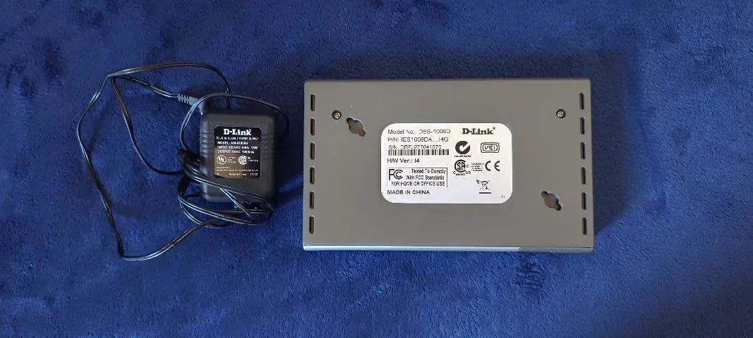 D-Link Switch Model DES-1008D 8 Ports 10/10064286210157187121