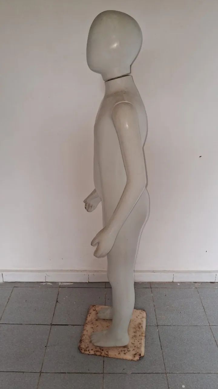 Manequim infantil 
