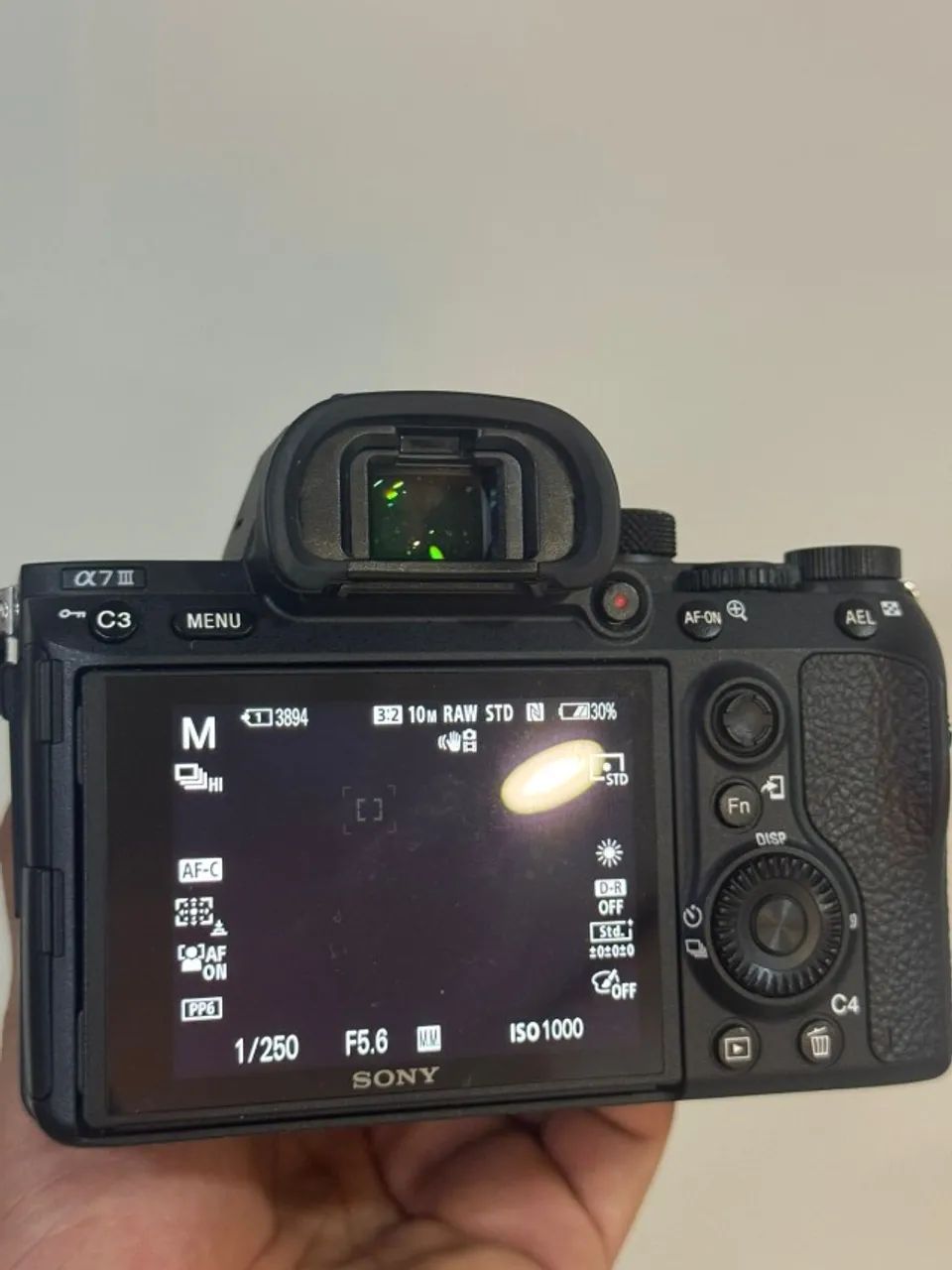 Sony A7 III - Lentes 50mm f1.8 + Lentes 28-70mm f3.5 - Foto 3