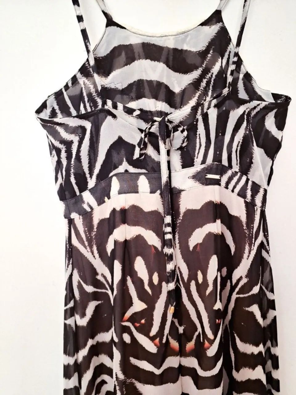 vestido longo estampado com renda ilícito - Foto 3