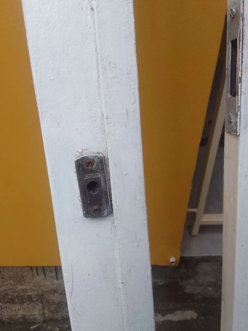 Porta de segurança de ferro  - Foto 2