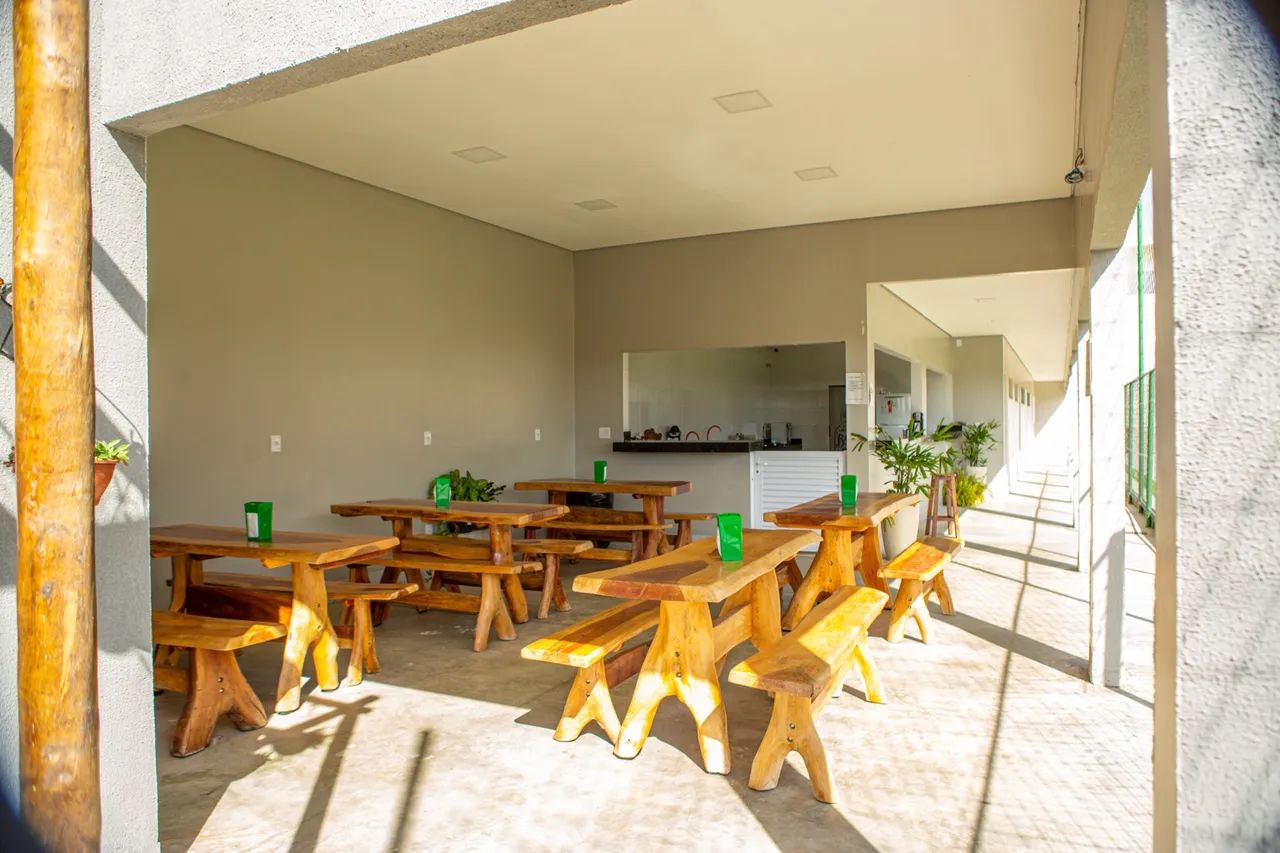 Chácara completa no Centro de Abadia - 2.200m² construídos - - Foto 8