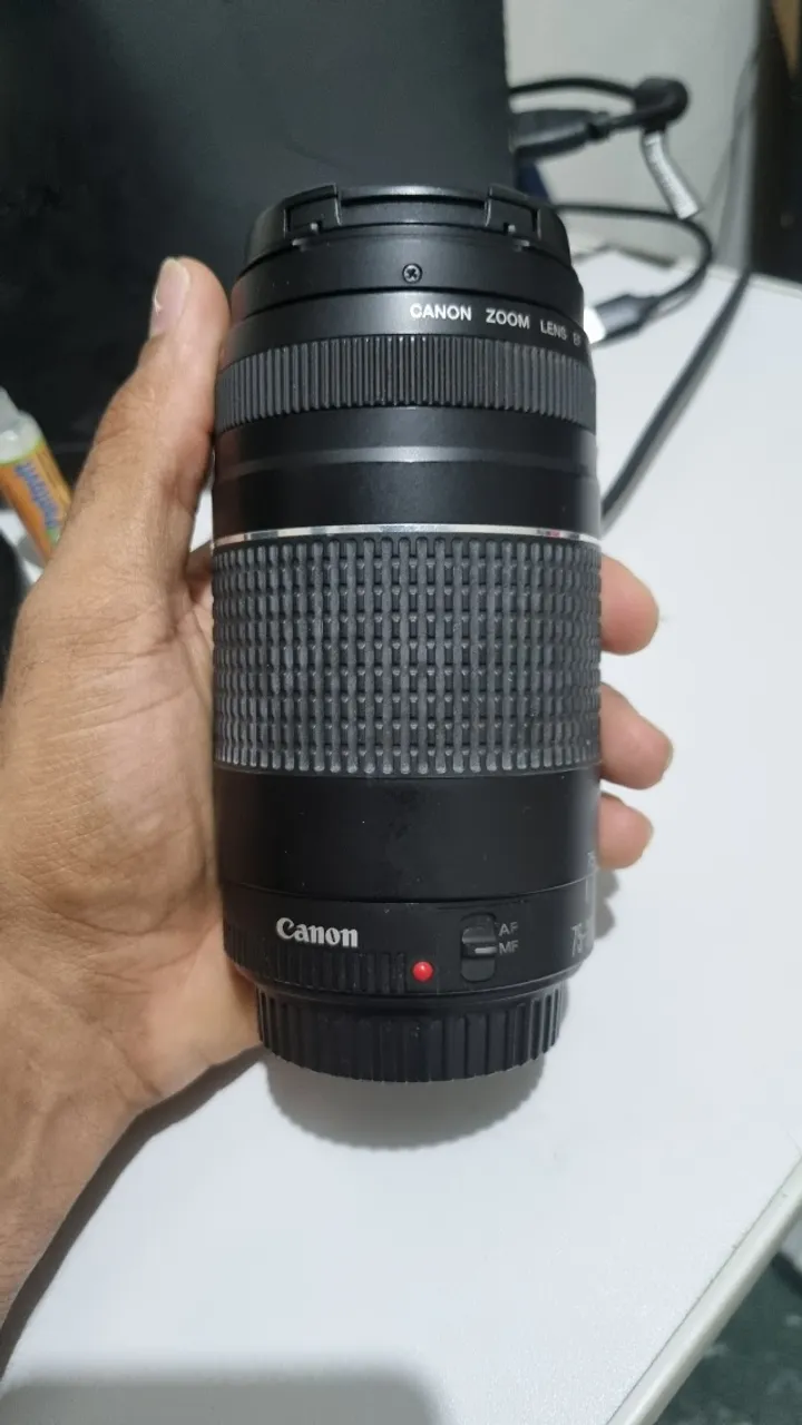 Lente Canon 75-300 4-5.6 III