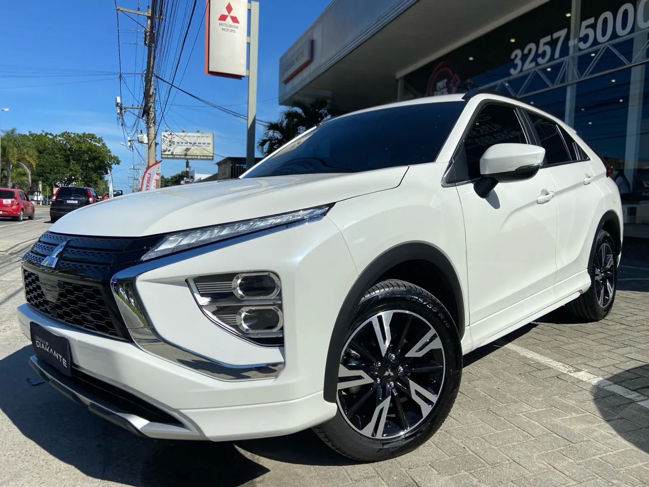 ECLIPSE CROSS 1.5 HPE 2025 C/ 7.000 km - Rafael Souza