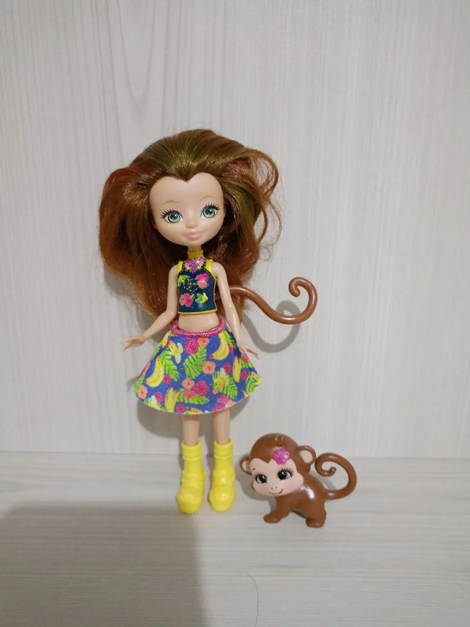 Enchantimals macaco