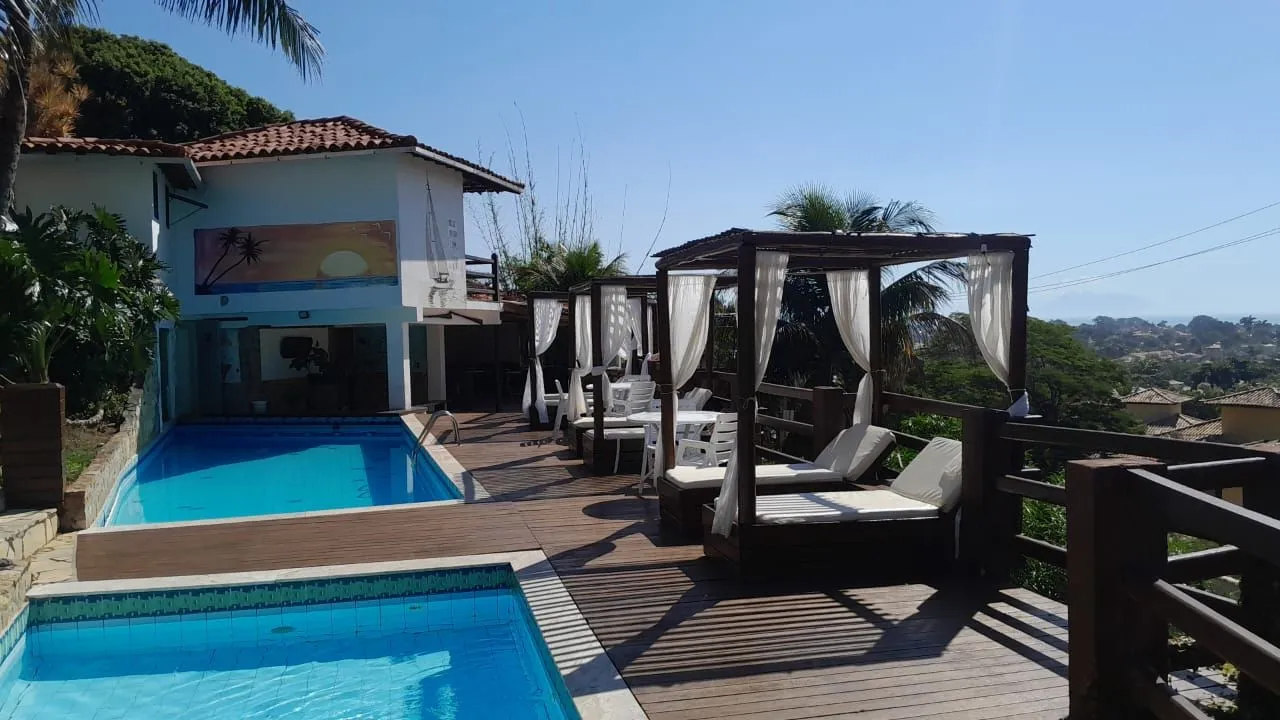 CASA A VENDA EM GERIBÁ CANTO DIREITO COM 01 QUARTO VISTA MAR