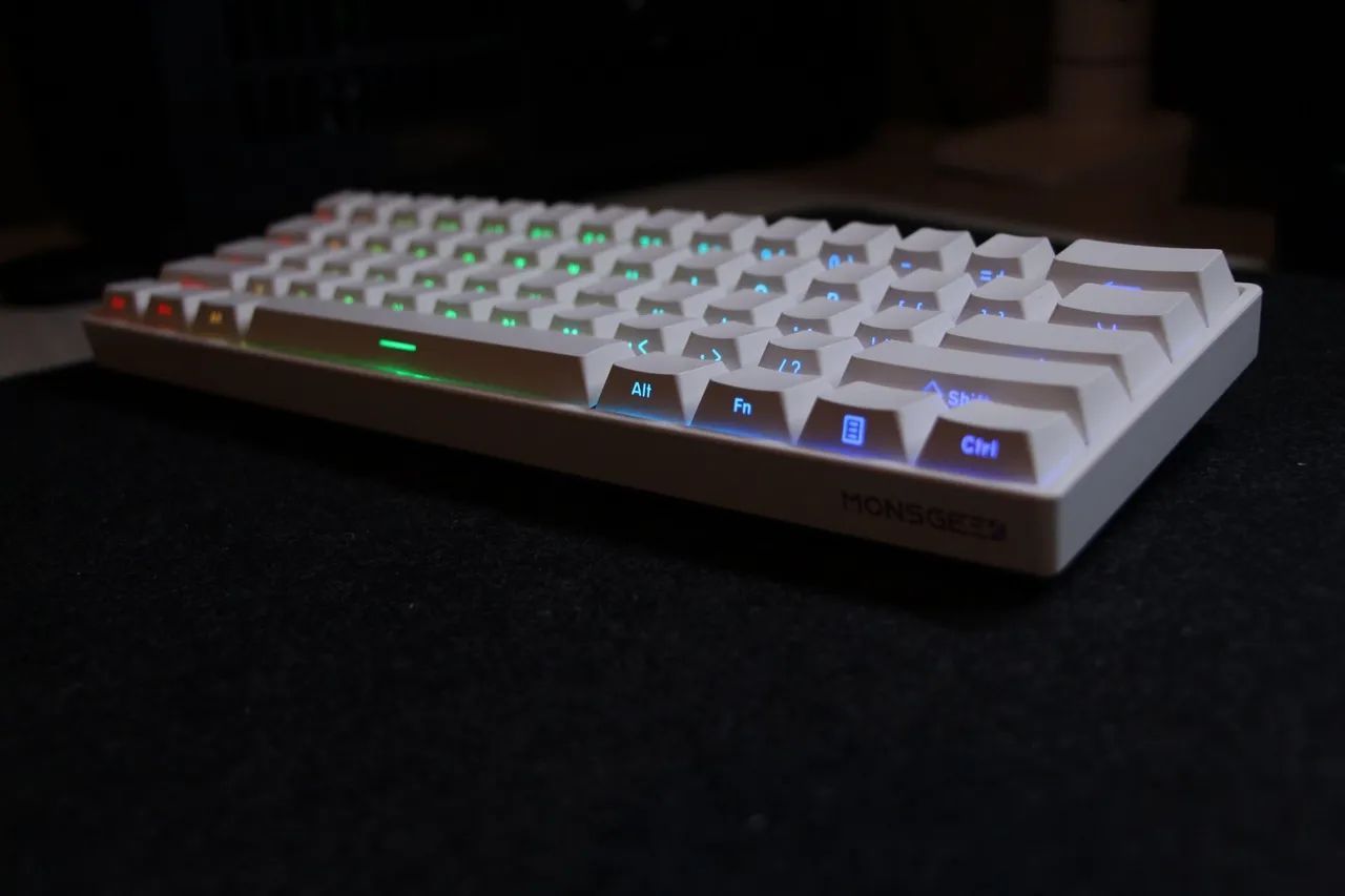 Teclado Akko Fun60 magnético(Novo)