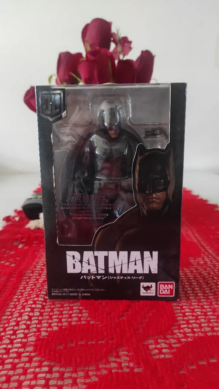 SH Figuarts Batman LJ Bandai DESLACRADO