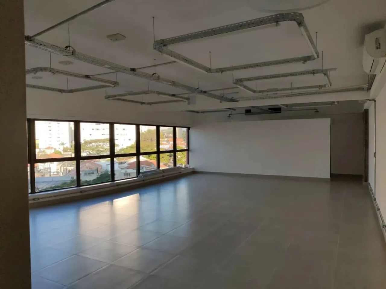 Sala comercial em Rua Alexandre Dumas - Chácara Santo Antônio (Zona Sul) - São Paulo/SP