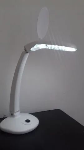 Lupa de Mesa com Iluminação Led - Foto 4