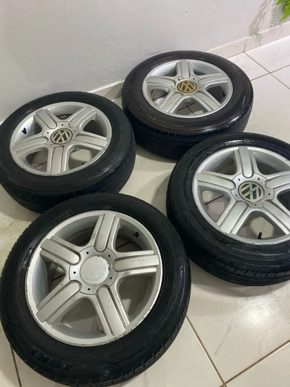 Jogo de Rodas Volkswagen Aro 15