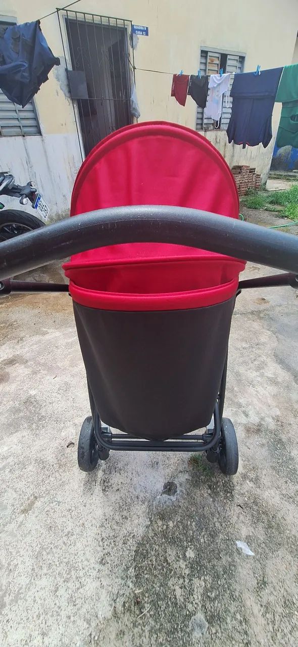 Vendo carrinho de bebê - Foto 3