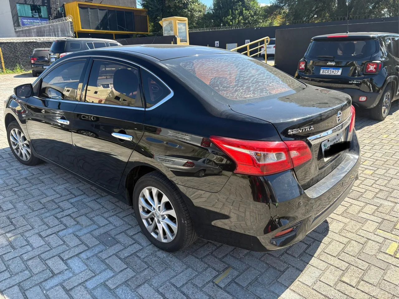 Para exigentes: Nissan Sentra S 2.0 automático 2017 completo, novíssimo - Foto 3