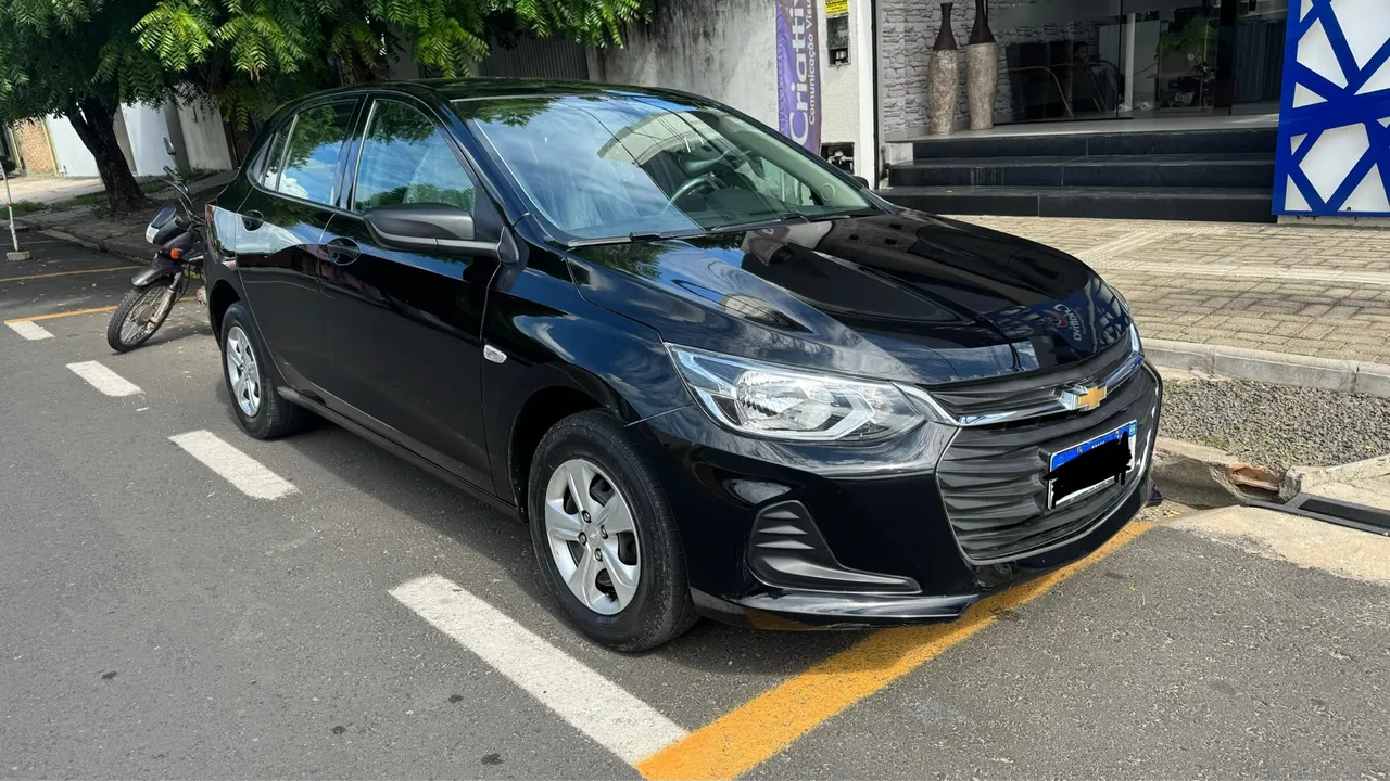 Onix hatch 22/23 DISPENSO GOLPISTAS
