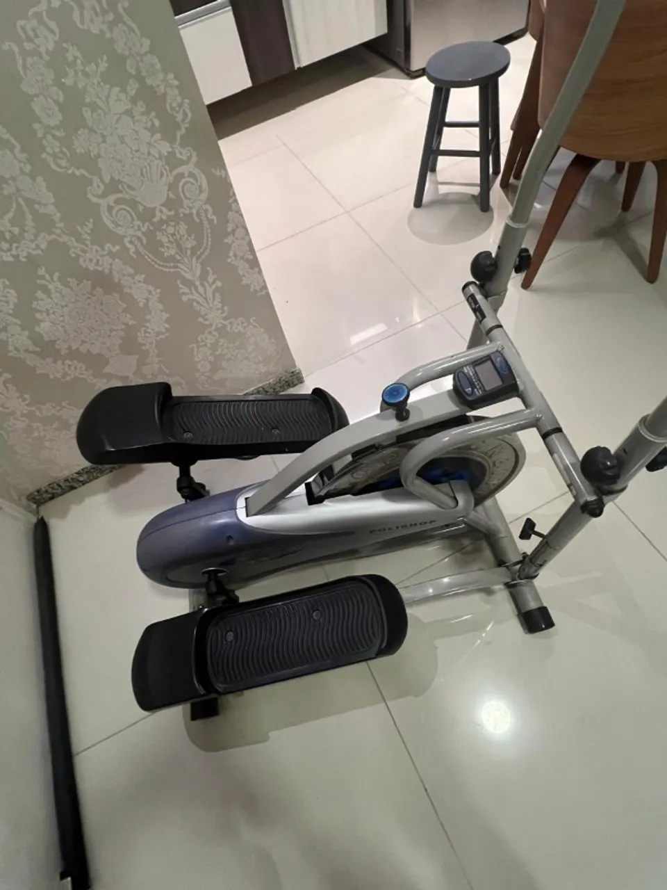 Elíptico semi-novo
