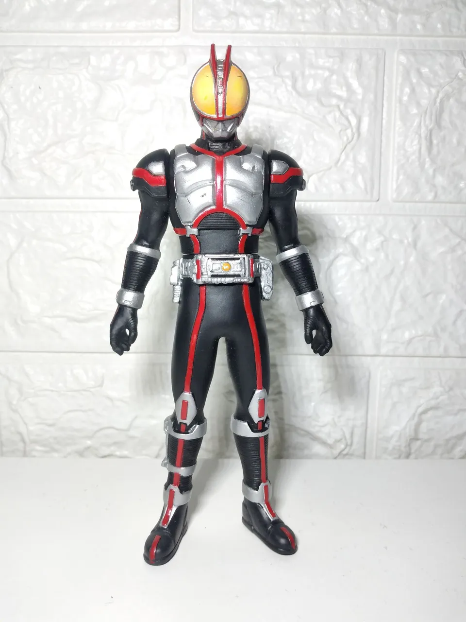 Boneco Kamen Rider 555 17cm Bandai