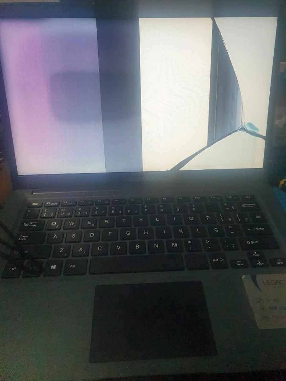 Notebook Multilaser Legacy Cloud PC130 - carcaça fina