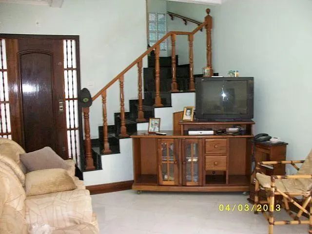 Sobrado com 3 dormitórios à venda, 260 m² por R$ 745.000,00 - Jardim Las Vegas - Santo And - Foto 2