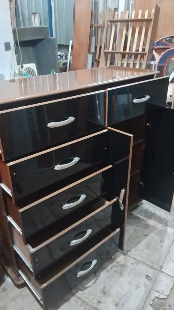 Selling dresser64307304338947122