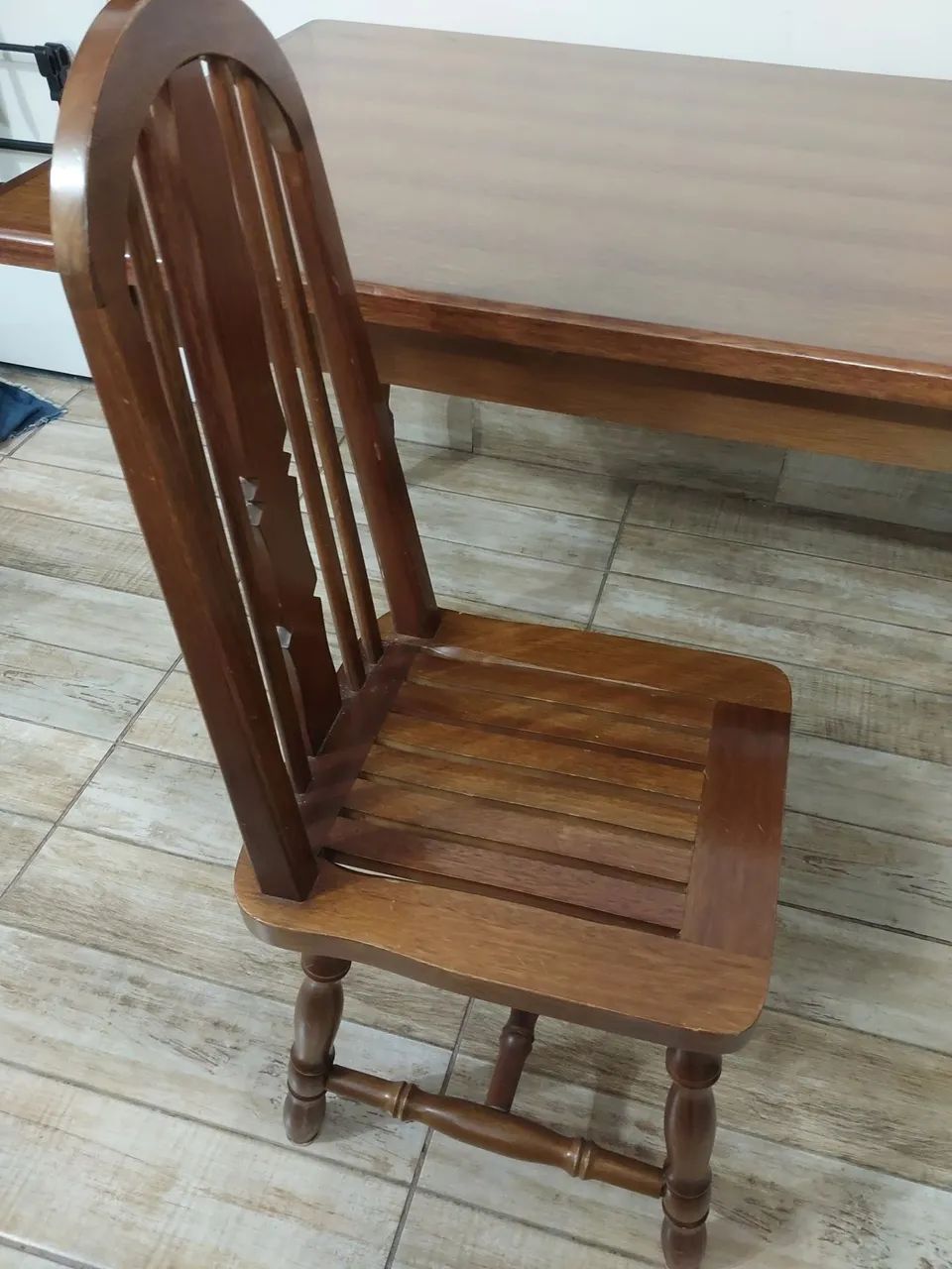 OMesa de Jantar em Madeira Maciça + 4 cadeiras maciças, 64840826038019121