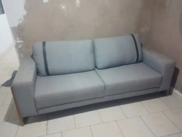 Selling a fixed sofa, 2.20 m, made of treated wood and D33 foam64728971997699121