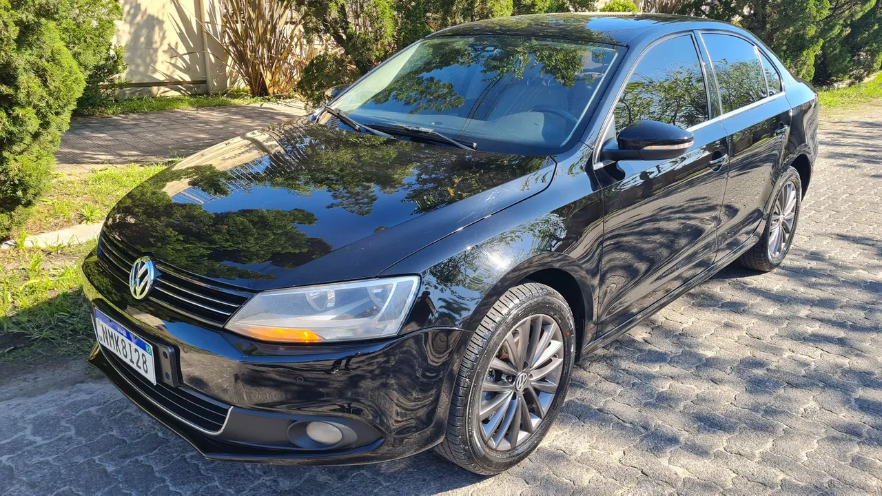 VOLKSWAGEN JETTA 2012 Usados e Novos