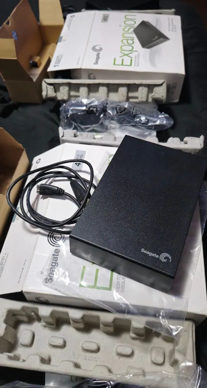 HD Externo Seagate 4TB de mesa com fonte. R$500,00 cada um - Foto 5