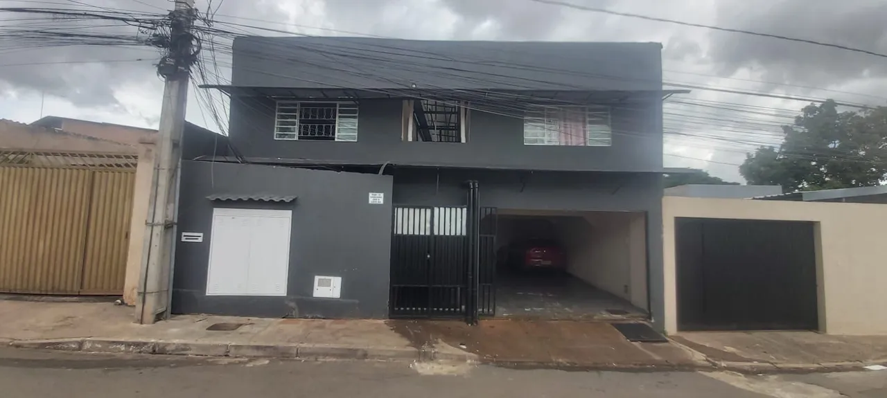 Prédio com 17 apartamentos de 1 quarto renda 13.600,00