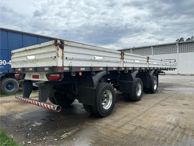 Carreta Vanderleia carga seca 13,30 m