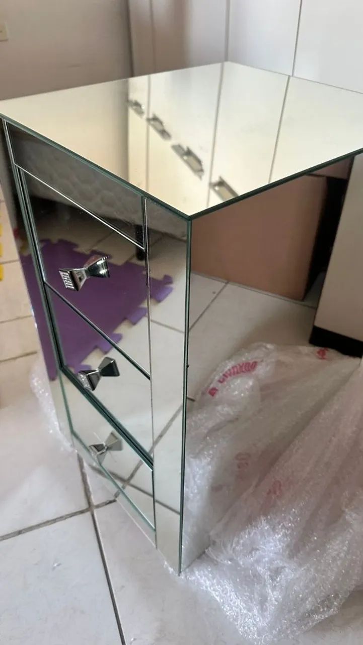 Gaveteiros de Vidro para Quarto - Foto 2
