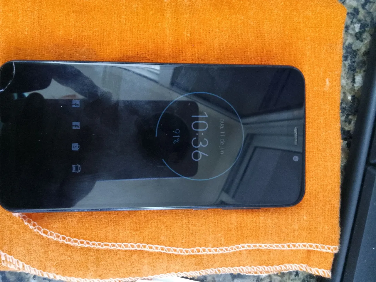 Moto one