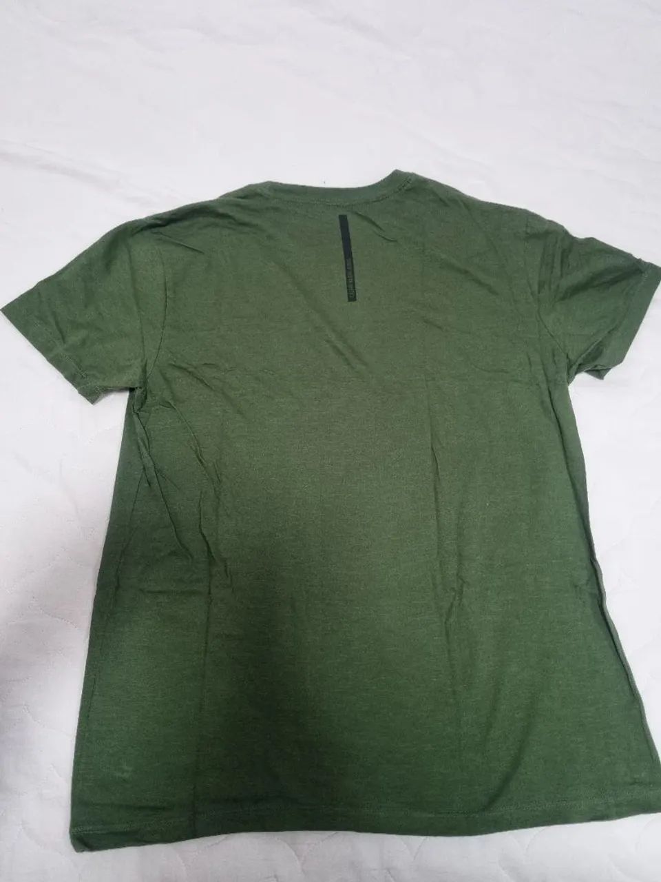Camiseta Calvin Klein  - Foto 3