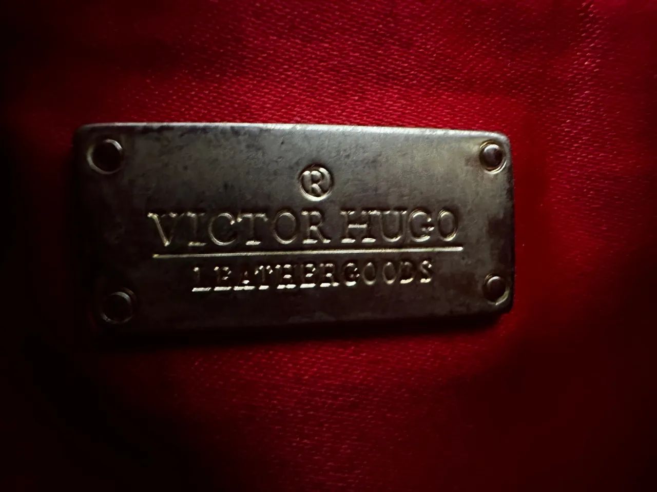 Bolsa Victor Hugo Foxy Jacquard Vermelha e Marron - Foto 4