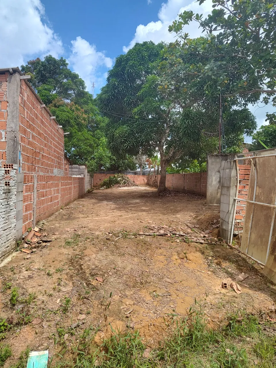 Terreno Iranduba próx ao Quartel da PM 7x22