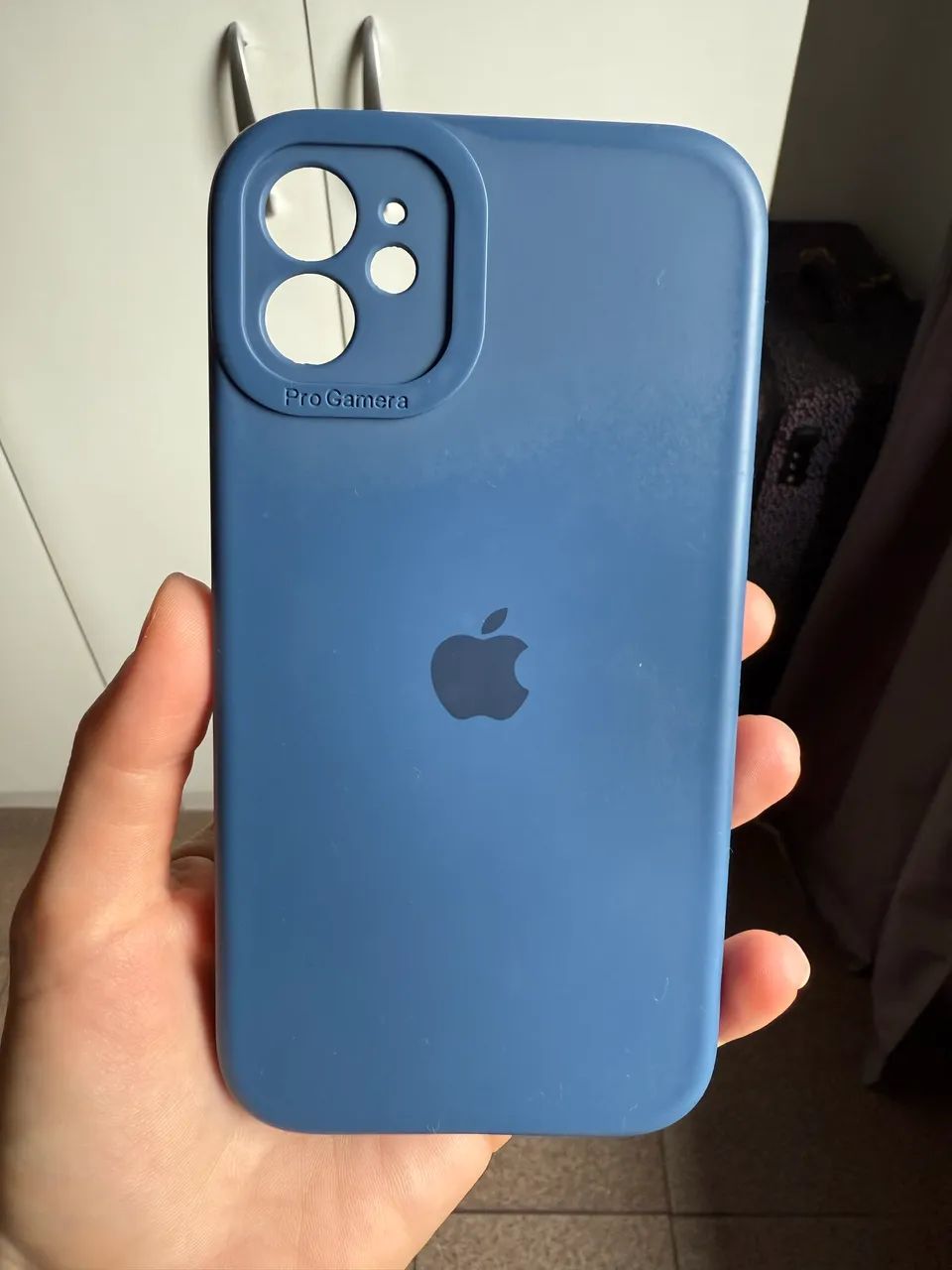 Capa de silicone azul iPhone 11