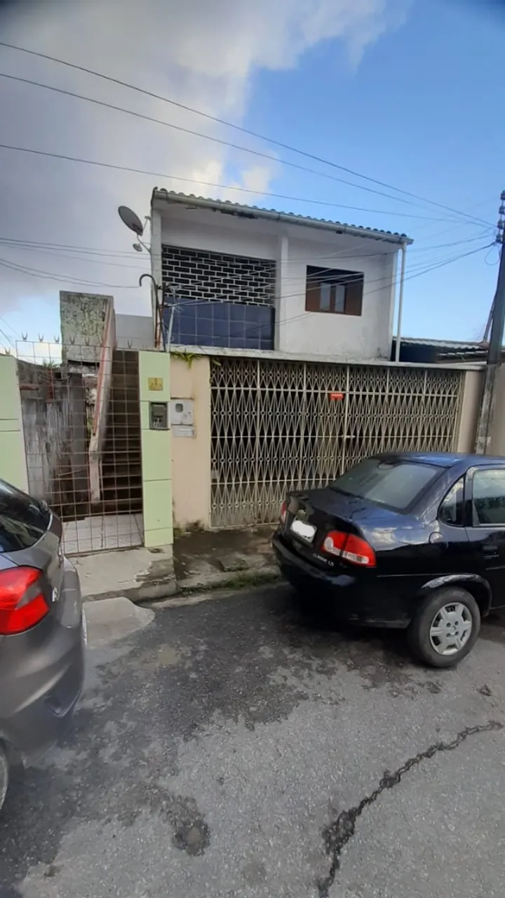Alugo 1.andar Casa na Rotary