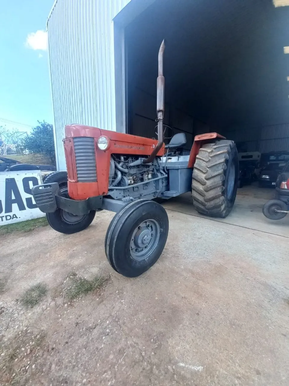 Trator Agrícola Massey Ferguson MF 95 X todo original