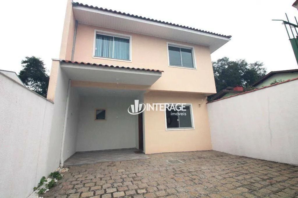 Sobrado com 3 Quartos para alugar, 110 m² por R$ 5.088/mês - Santa Felicidade - Curitiba/P