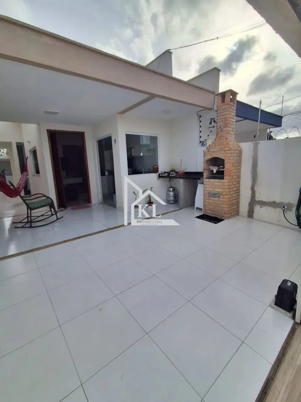 Belíssima casa - Porcelanato- 2 quartos (suíte) na Coophab. - Foto 8