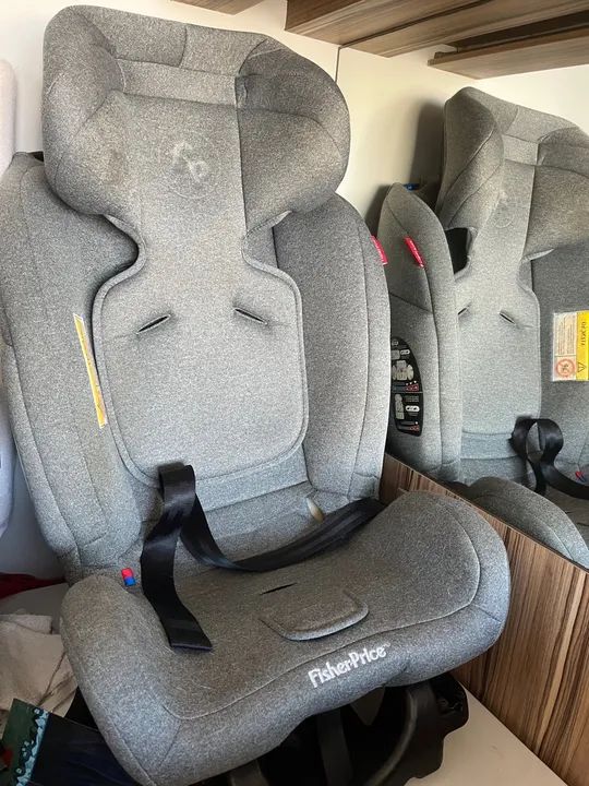 Cadeira infantil para carro Fisher-Price All-Stages Fix 2.0 preto