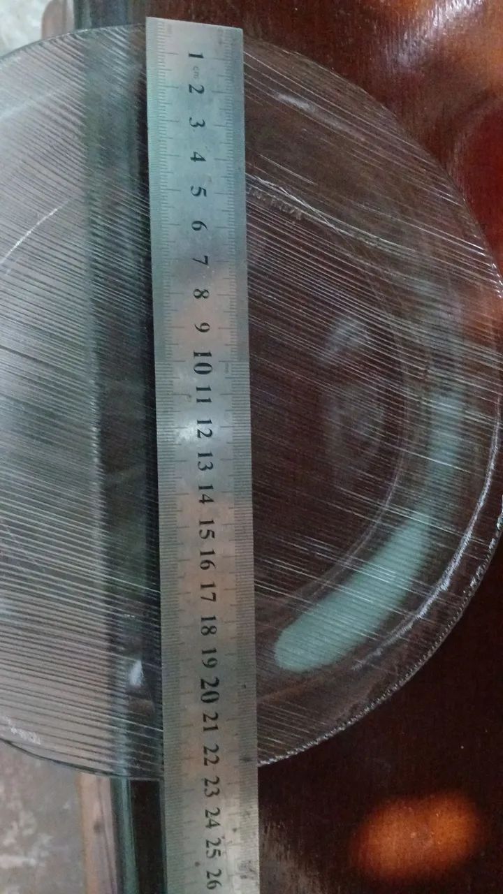 28 pratos de vidro raso 22,5cm - Foto 2