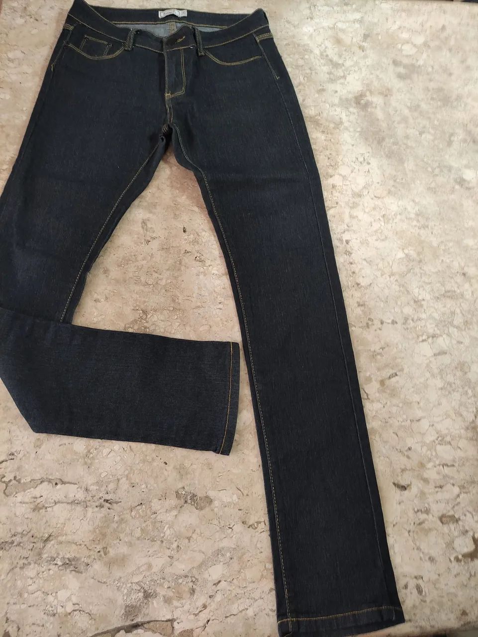 Barreds calça reta jeans 70,00 - Foto 2